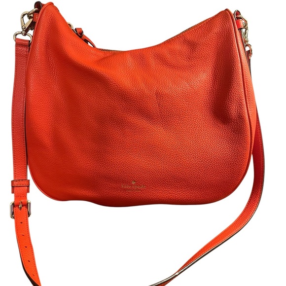 Kate Spade New York
MULBERRY STREET VIVIAN SHOULDER BAG - Picture 13 of 13